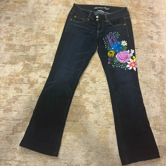 American Eagle custom hand painted dark wash stretch low rise “artist” size 4 - Picture 1 of 5